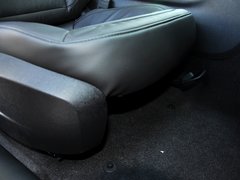 2013款 1.6T 自动 豪华版