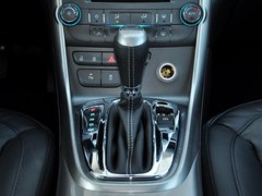2013款 1.6T 自动 豪华版