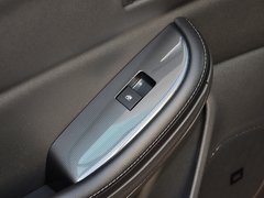 2013款 1.6T 自动 豪华版