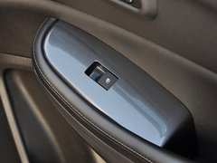 2013款 1.6T 自动 豪华版
