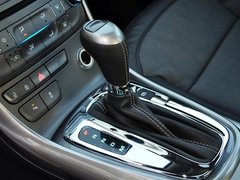 2013款 1.6T 自动 豪华版