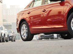 2013款 1.6T 自动 豪华版