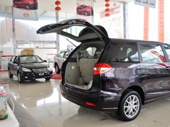 2013款 2.4L 手动 豪华型 7座