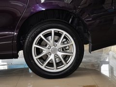 2013款 2.4L 手动 豪华型 7座