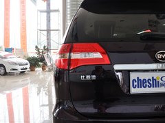 2013款 2.4L 手动 豪华型 7座