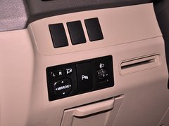 2013款 2.4L 手动 豪华型 7座
