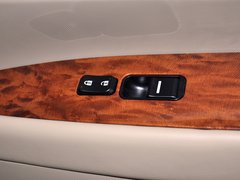 2013款 2.4L 手动 豪华型 7座