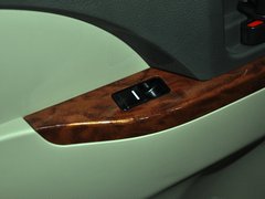 2013款 2.4L 手动 豪华型 7座