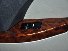 2013款 2.4L 手动 豪华型 7座