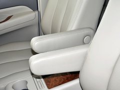 2013款 2.4L 手动 豪华型 7座