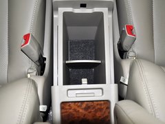2013款 2.4L 手动 豪华型 7座