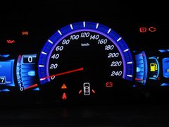 2013款 2.4L 手动 豪华型 7座