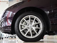 2013款 2.4L 手动 豪华型 7座