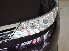2013款 2.4L 手动 豪华型 7座