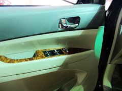 2013款 2.4L 自动 豪华型 7座