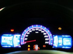 2013款 2.4L 自动 豪华型 7座