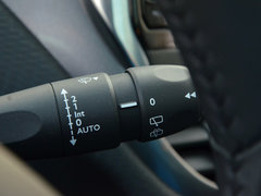 2014款 1.6L 自动 