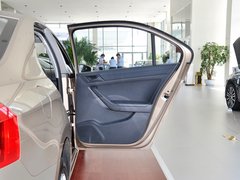 2013款 1.4L 手动 时尚型