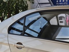 2013款 1.4L 手动 时尚型