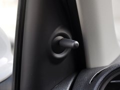 2013款 1.4L 手动 时尚型