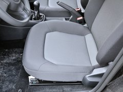 2013款 1.4L 手动 时尚型