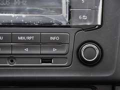 2013款 1.4L 手动 时尚型