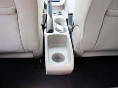 2013款 三厢 1.5L 自动 时尚型