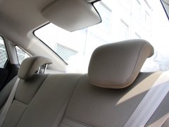 2013款 三厢 1.5L 自动 时尚型
