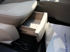 2013款 三厢 1.5L 自动 时尚型