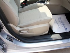 2013款 三厢 1.5L 自动 时尚型