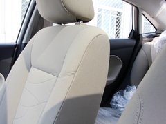 2013款 三厢 1.5L 自动 时尚型