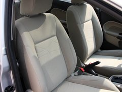 2013款 三厢 1.5L 自动 时尚型