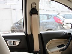 2013款 三厢 1.5L 自动 时尚型