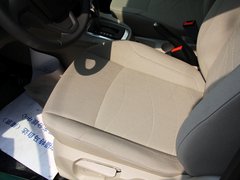 2013款 三厢 1.5L 自动 时尚型