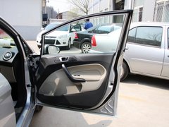 2013款 三厢 1.5L 自动 时尚型