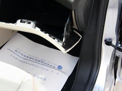 2013款 三厢 1.5L 自动 时尚型
