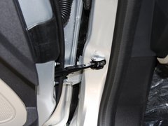 2013款 三厢 1.5L 自动 时尚型