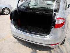 2013款 三厢 1.5L 自动 时尚型