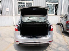 2013款 三厢 1.5L 自动 时尚型