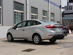 2013款 三厢 1.5L 自动 时尚型