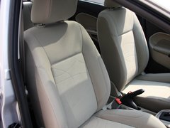 2013款 三厢 1.5L 自动 时尚型