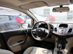 2013款 三厢 1.5L 自动 时尚型