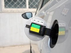 2013款 三厢 1.5L 自动 时尚型