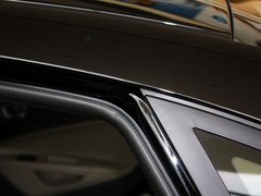 2013款 三厢 1.5L 自动 时尚型