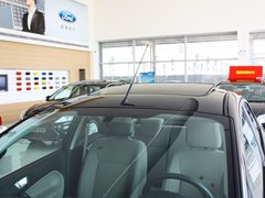 2013款 三厢 1.5L 自动 时尚型