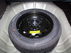 2013款 三厢 1.5L 自动 时尚型