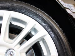 2013款 三厢 1.5L 自动 时尚型