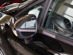2013款 三厢 1.5L 自动 时尚型