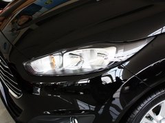 2013款 三厢 1.5L 自动 时尚型