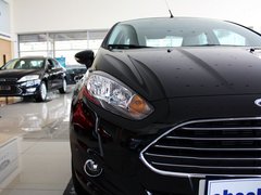 2013款 三厢 1.5L 自动 时尚型